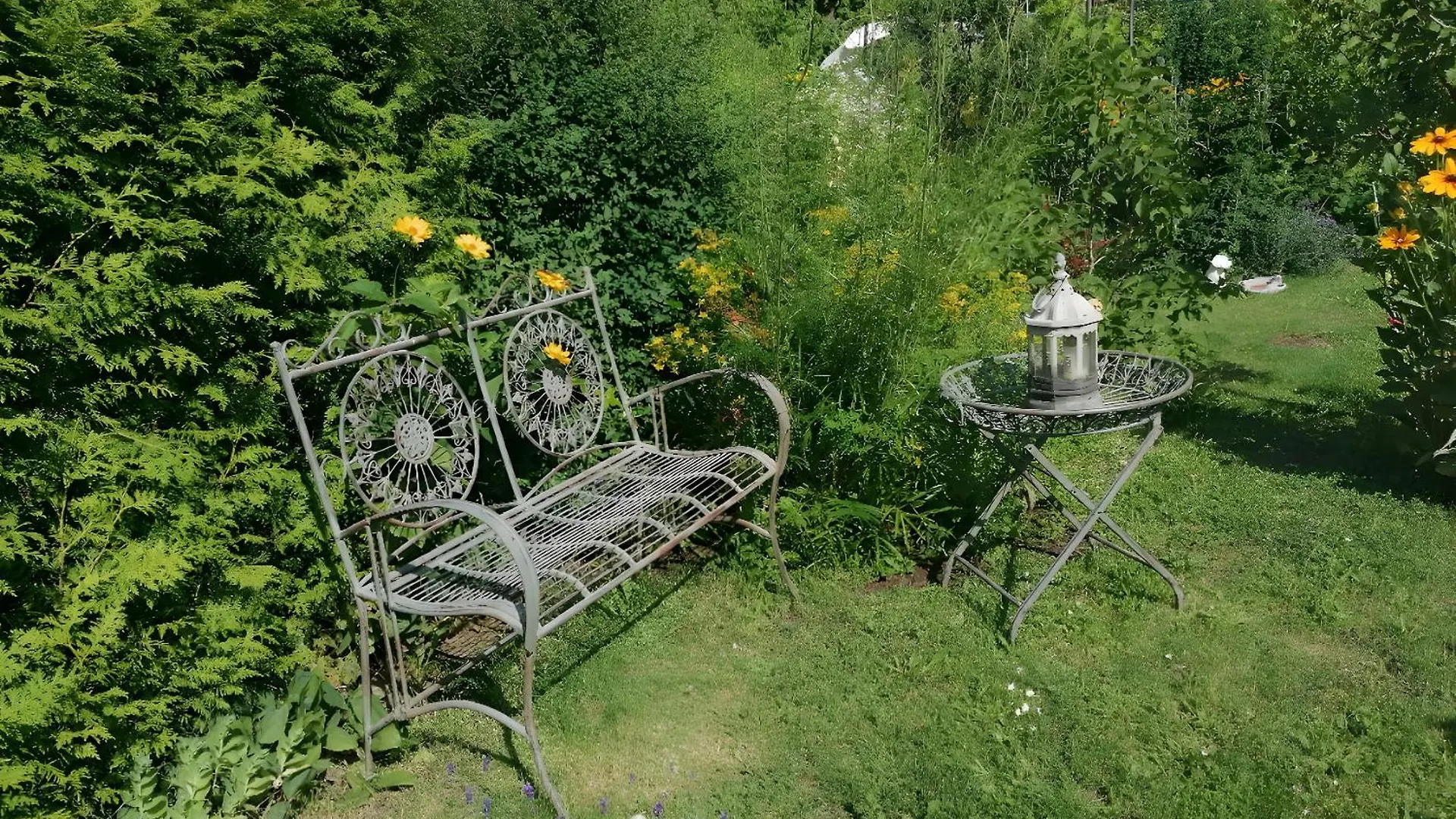 Ferienhaus Im Idyllischen Garten Berlin